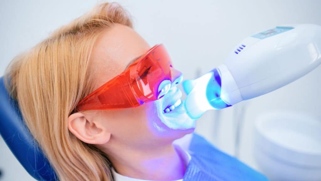 Teeth Whitening in Blackwell